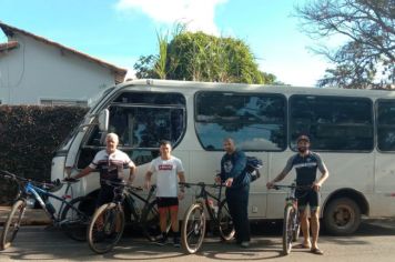 [CICLISTAS DE ITATINGA REPRESENTANDO O MUNICÍPIO]