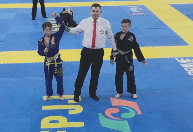 Jiu-Jitsu de Itatinga em ação!!
